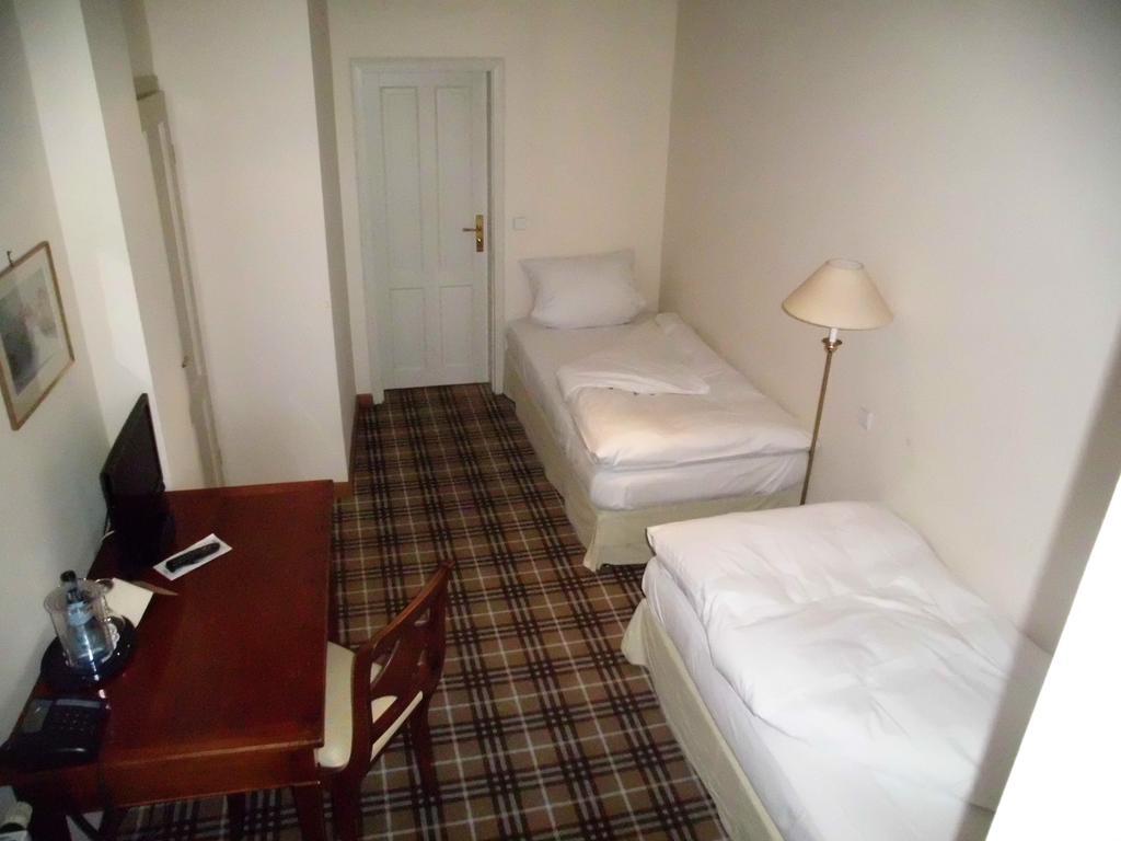 Hotel Freihof วีสล็อค ภายนอก รูปภาพ
